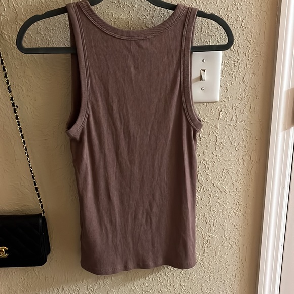Target tank top - Picture 2 of 2